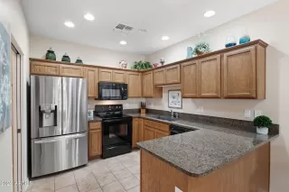 Photo #4: 6984242 Listing 