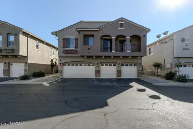 MLS: 6984522 Condo For Sale