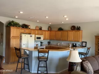 Photo #6: 6984722 Listing 