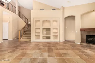 Photo #6: 6984806 Listing 