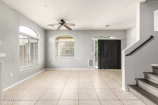 Photo #4: 6984874 Listing