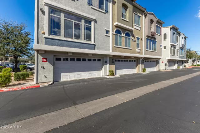 MLS: 6984892 Condo For Sale