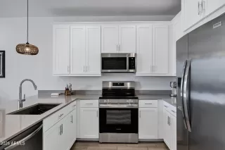 Photo #6: 6984962 Listing 