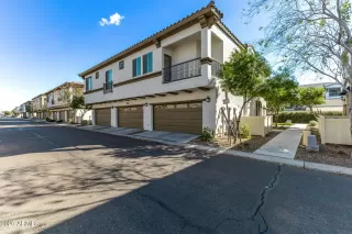 Photo #2: 6985041 Listing 