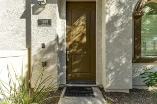 Photo #5: 6985041 Listing 