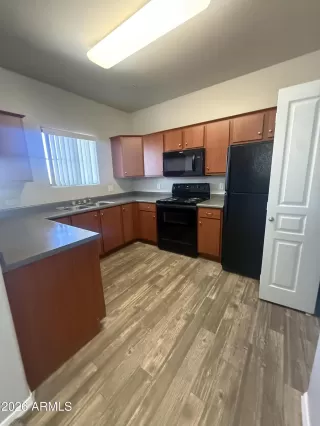 Photo #6: 6985197 Listing 