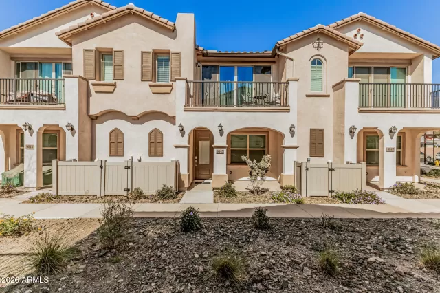 MLS: 6985215 Condo For Sale