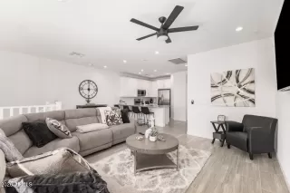 Photo #6: 6985215 Listing 