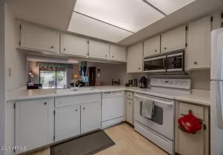 Photo #2: 6985328 Listing