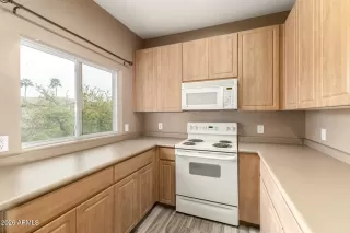 Photo #6: 6985524 Listing 