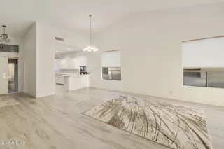 Photo #1: 6985573 Listing 