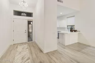 Photo #5: 6985573 Listing 