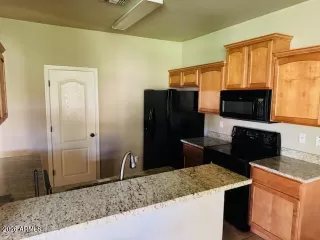 Photo #3: 6985792 Listing 