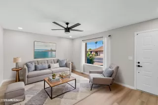 Photo #4: 6986311 Listing 