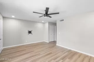 Photo #6: 6986311 Listing 