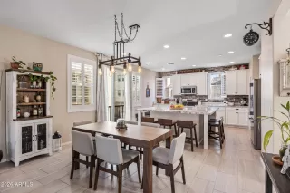 Photo #4: 6986332 Listing 