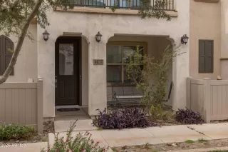 Photo #5: 6986686 Listing 