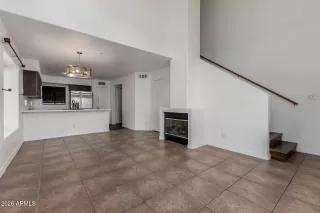 Photo #5: 6986718 Listing