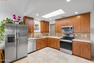 Photo #1: 6986874 Listing 