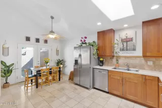 Photo #4: 6986874 Listing 