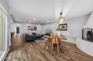 Photo #2: 6986907 Listing