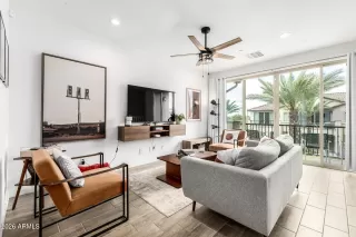 Photo #3: 6986959 Listing 