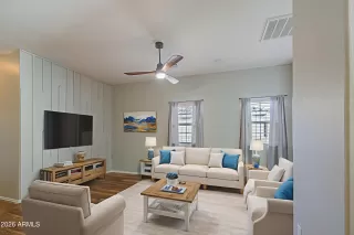 Photo #6: 6987128 Listing