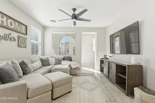 Photo #6: 6987210 Listing 