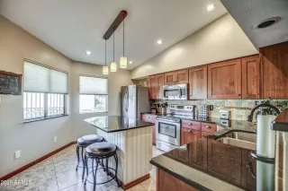 Photo #2: 6987285 Listing 