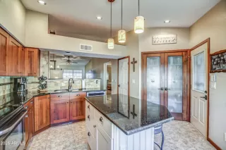 Photo #4: 6987285 Listing 