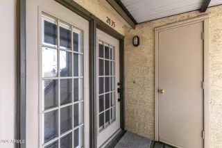 Photo #3: 6987361 Listing