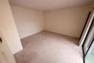 Photo #4: 6987473 Listing 