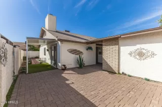 Photo #2: 6987757 Listing 