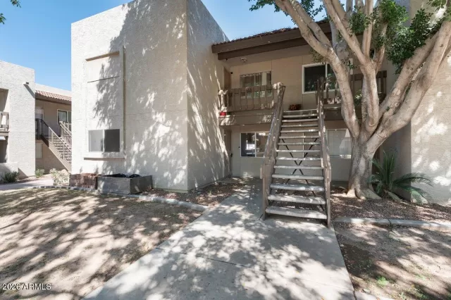 MLS: 6988058 Condo For Sale