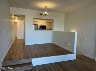 Photo #5: 6988506 Listing 