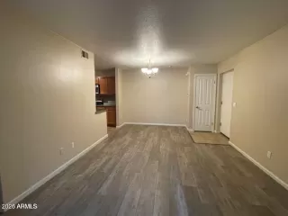 Photo #3: 6988526 Listing