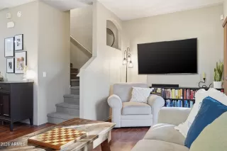 Photo #5: 6988786 Listing 