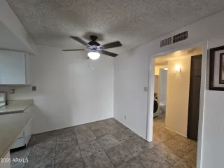 Photo #6: 6989164 Listing 