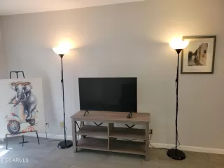 Photo #4: 6989169 Listing