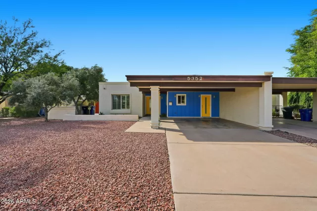 MLS: 6989233 Condo For Sale