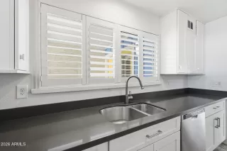 Photo #5: 6989233 Listing 