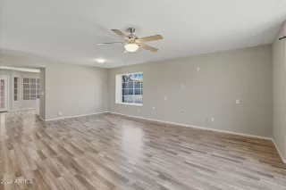 Photo #2: 6989346 Listing