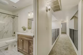 Photo #4: 6989854 Listing