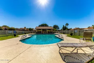 Photo #6: 6989933 Listing