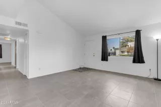 Photo #2: 6990026 Listing 