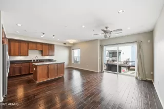 Photo #5: 6990116 Listing