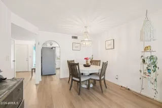 Photo #6: 6990192 Listing