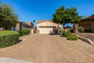 Photo #2: 6990212 Listing 