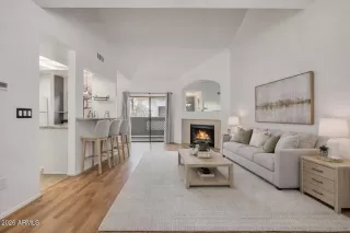 Primary Photo for MLS#: 6990372