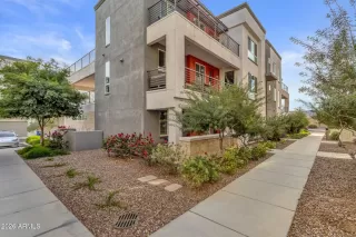 Photo #2: 6990520 Listing